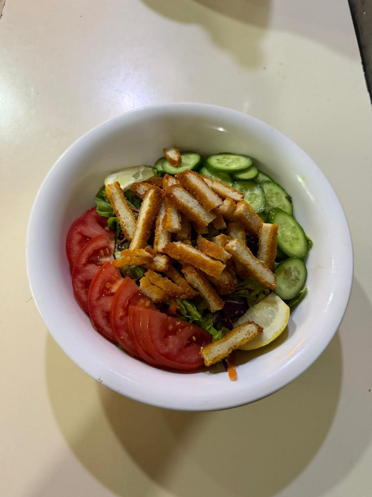 Çıtır Tavuklu Salata